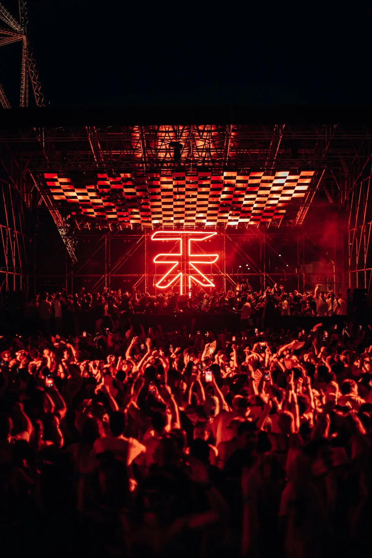 Main stage at Arena Capo Peloro at sunset